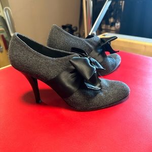 Stuart Weitzman Bow Pumps